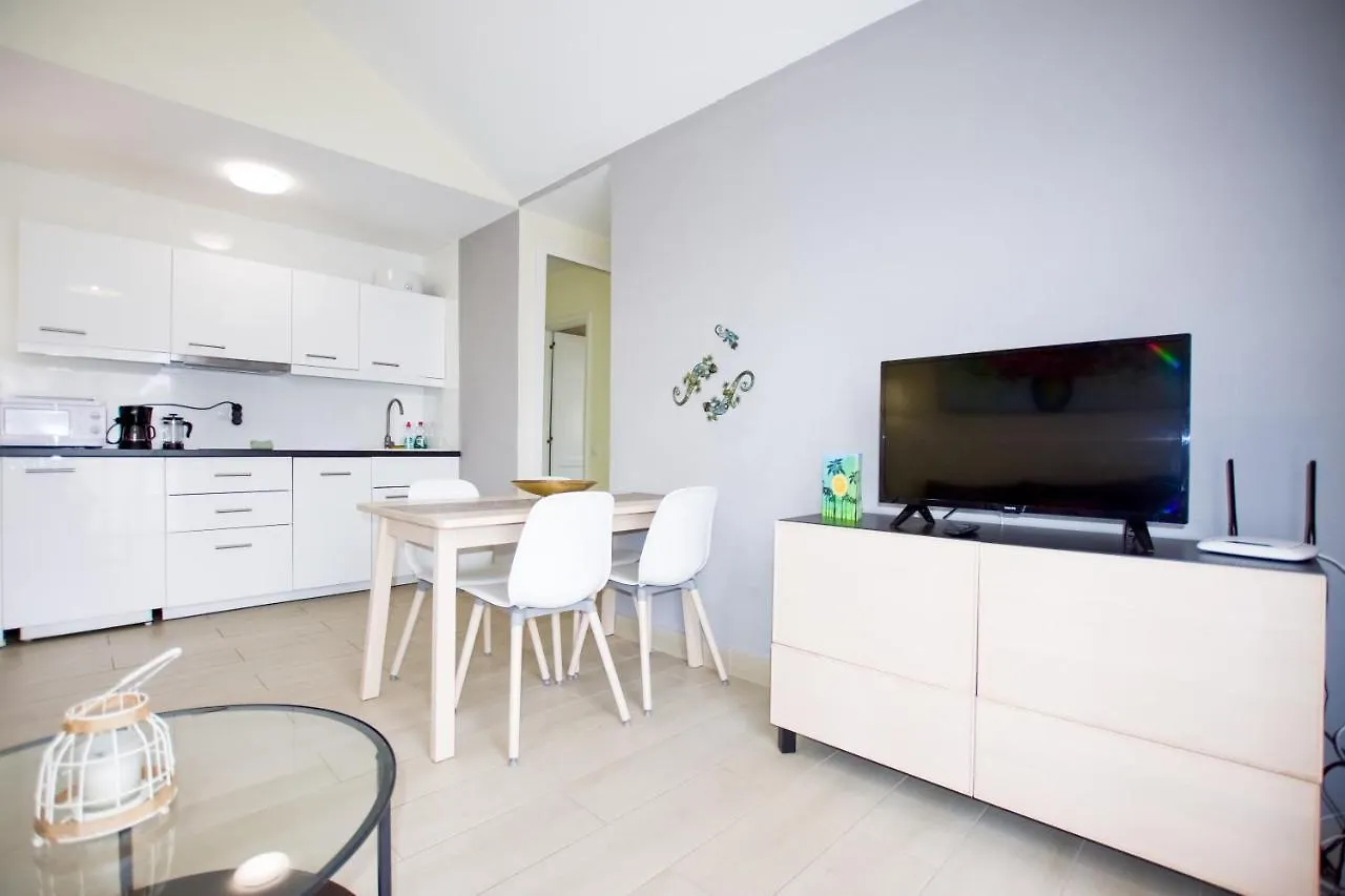 Book Jet - Premium Pool View & Wifi Apartment Costa Calma